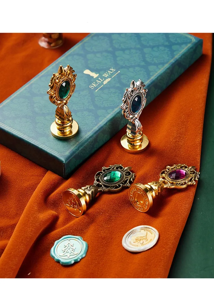 Wax Seal Stamp Set Vintage Kit Luxury Wedding Invitation Postcard Sealing Wax Beads Seal Stamp Melting Gift Packing Box HCS001