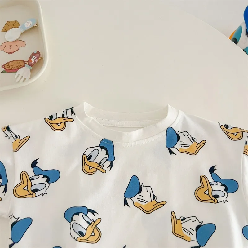 Donald Duck Bodysuits One-Pieces Baby Clothes 0-2 Years Old Cartoon Style Loose Wrap Ass Crawling Suit K594-1