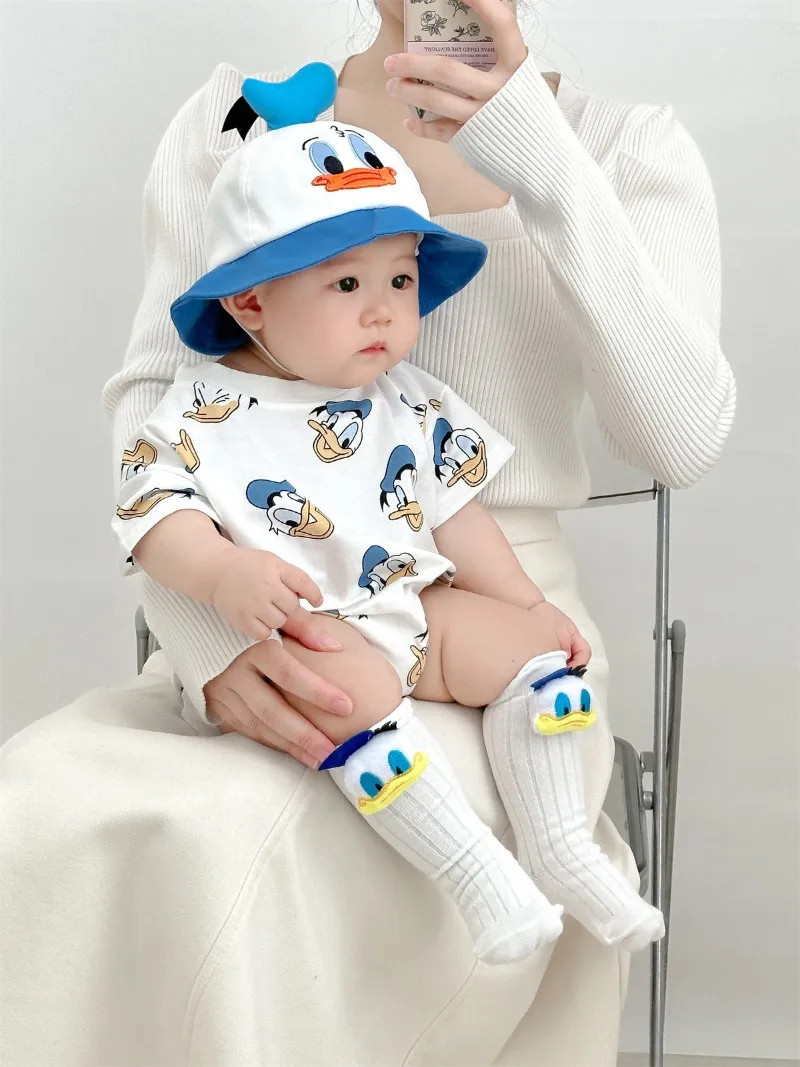 Donald Duck Bodysuits One-Pieces Baby Clothes 0-2 Years Old Cartoon Style Loose Wrap Ass Crawling Suit K594-1