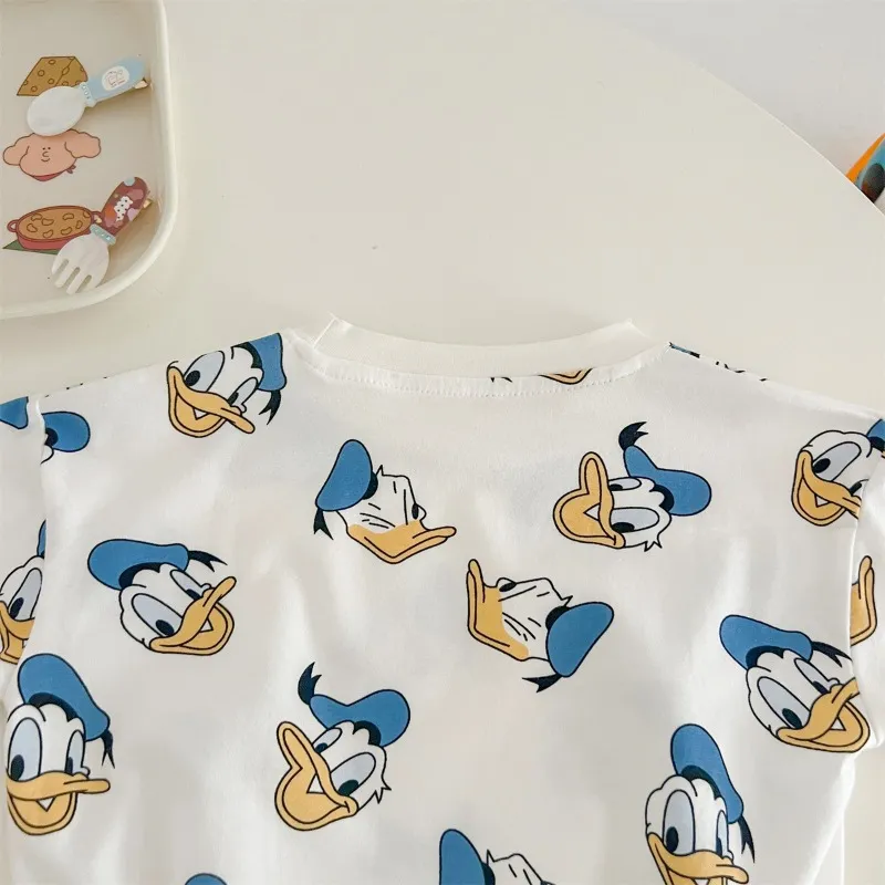 Donald Duck Bodysuits One-Pieces Baby Clothes 0-2 Years Old Cartoon Style Loose Wrap Ass Crawling Suit K594-1