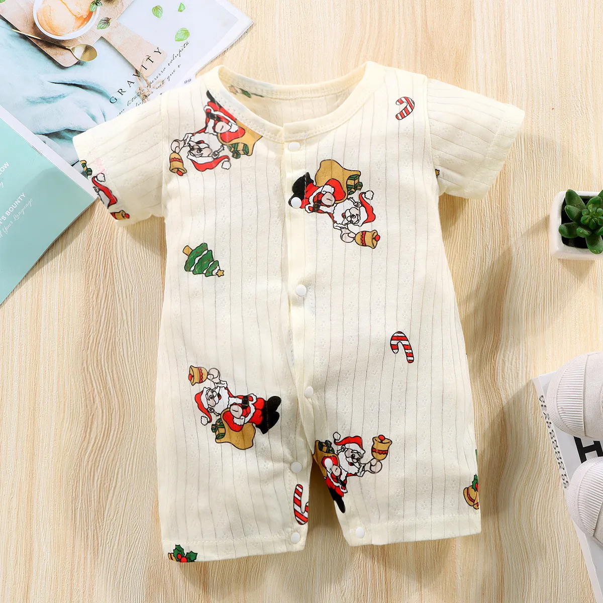New Baby Newborn Clothes Baby Short-sleeved Jumpsuit 0-2 Years Old Boys Girls Romper Children Wrapping Clothes