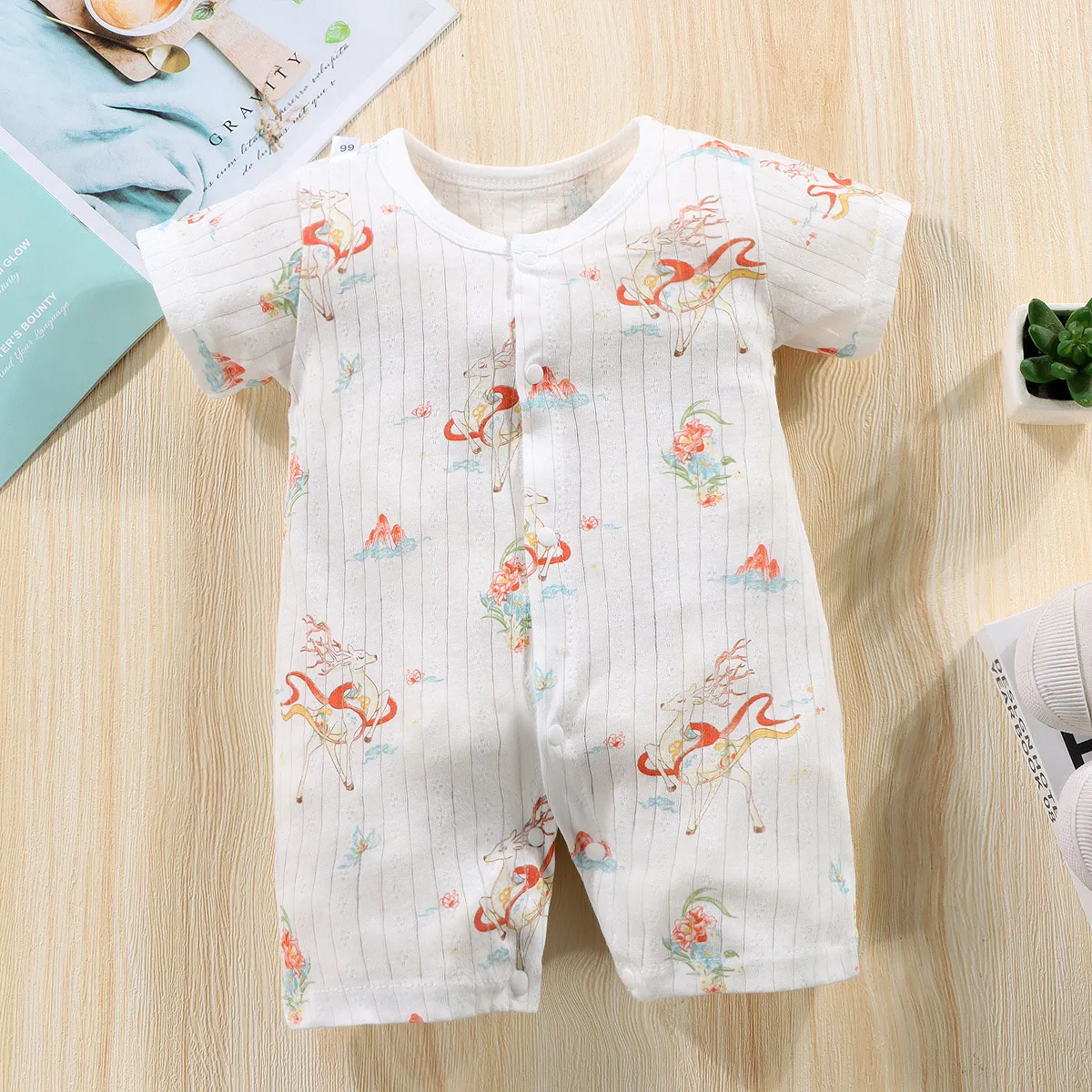 New Baby Newborn Clothes Baby Short-sleeved Jumpsuit 0-2 Years Old Boys Girls Romper Children Wrapping Clothes