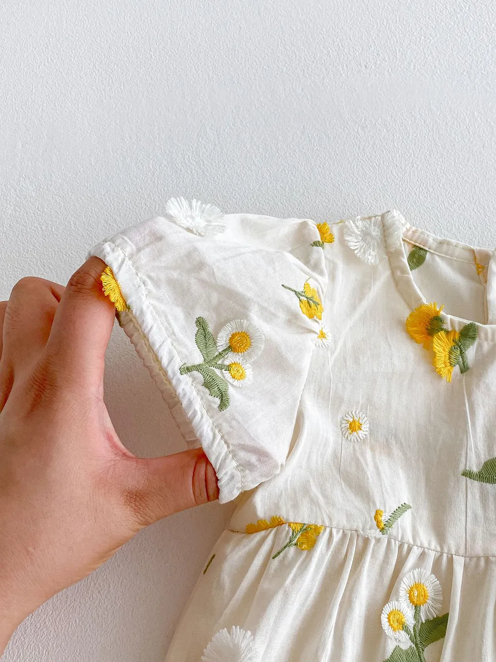 Pastoral Girls Baby Embroidered Floral Romper Short Sleeved Sunflower Infant Jumpsuit Toddler Newborn One Piece Baby Clothing