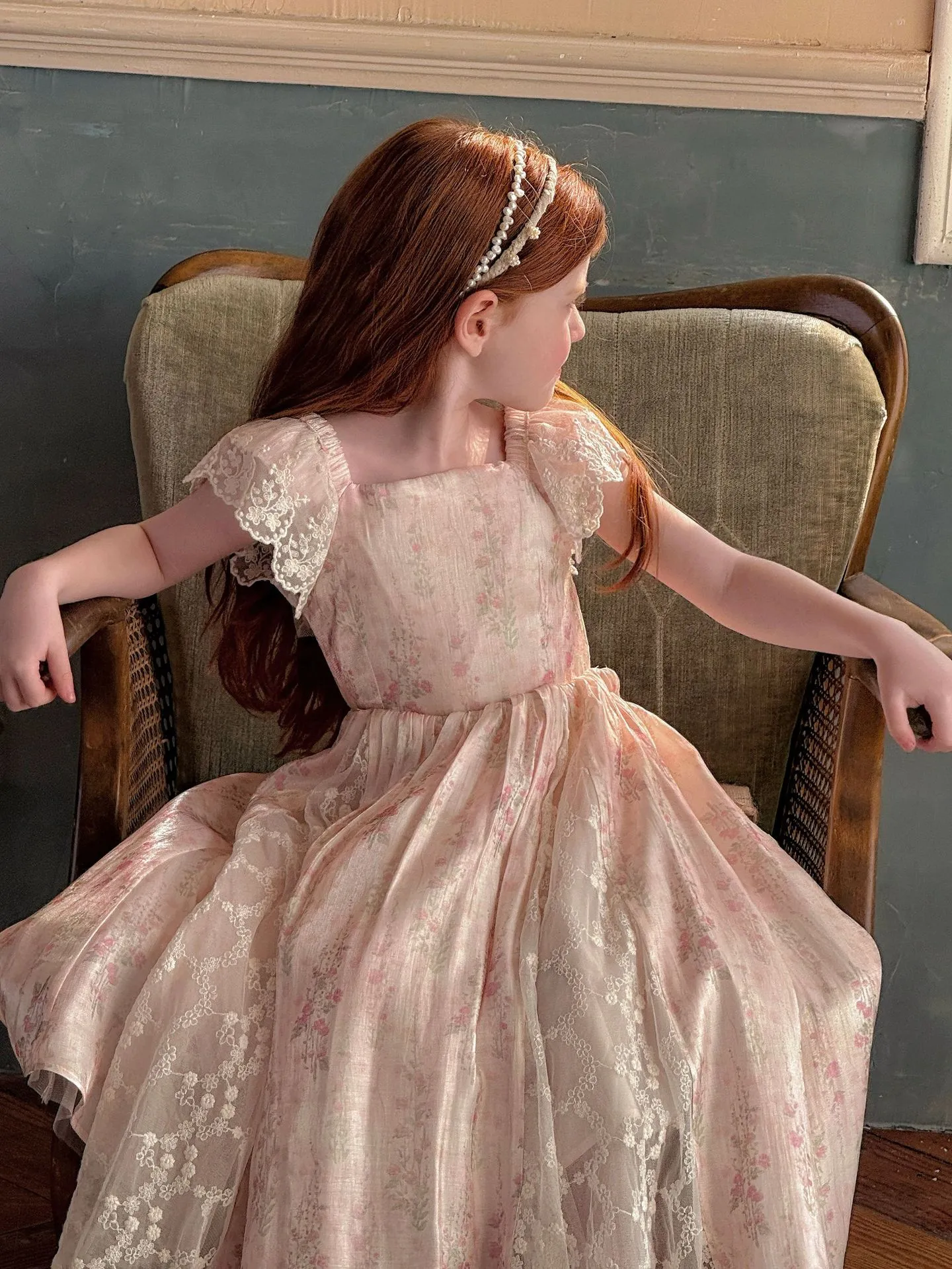 Girls Floral Lace Flying Sleeve Dress 2025 Summer New Girls Sweet Lace Patchwork Dress Girls Forest Style Princess Dress
