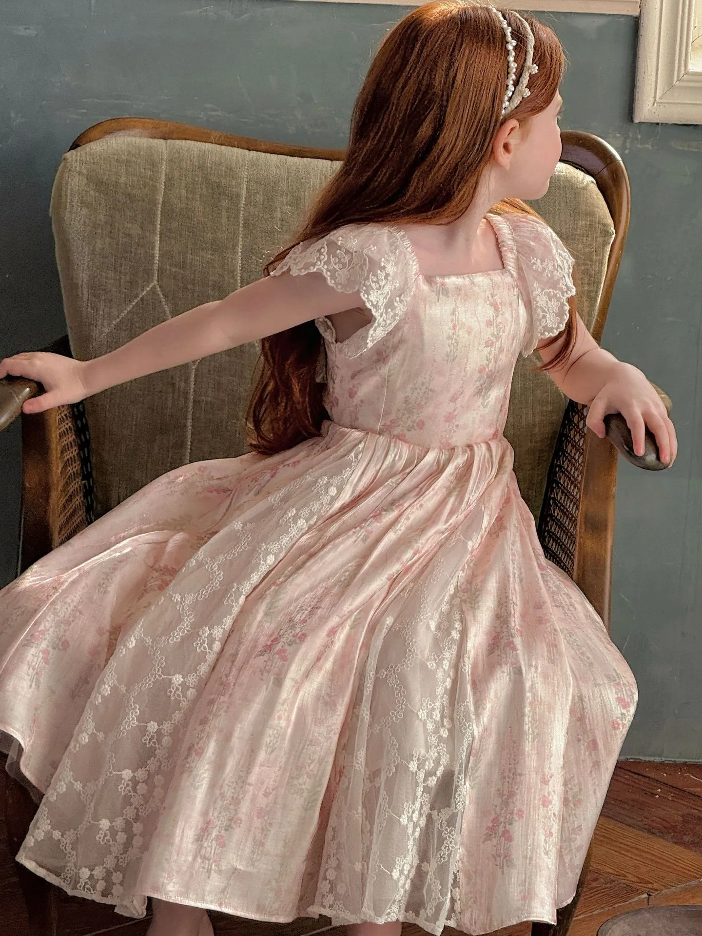 Girls Floral Lace Flying Sleeve Dress 2025 Summer New Girls Sweet Lace Patchwork Dress Girls Forest Style Princess Dress