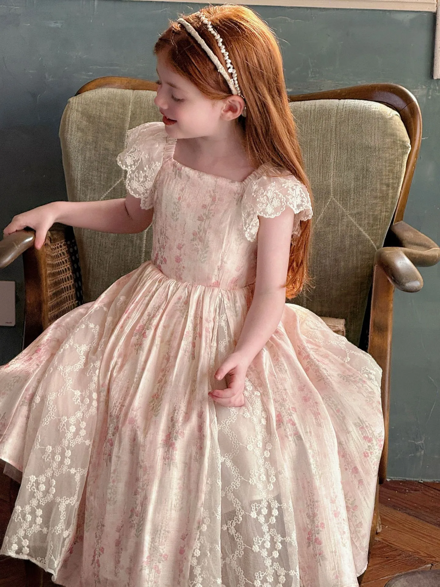 Girls Floral Lace Flying Sleeve Dress 2025 Summer New Girls Sweet Lace Patchwork Dress Girls Forest Style Princess Dress