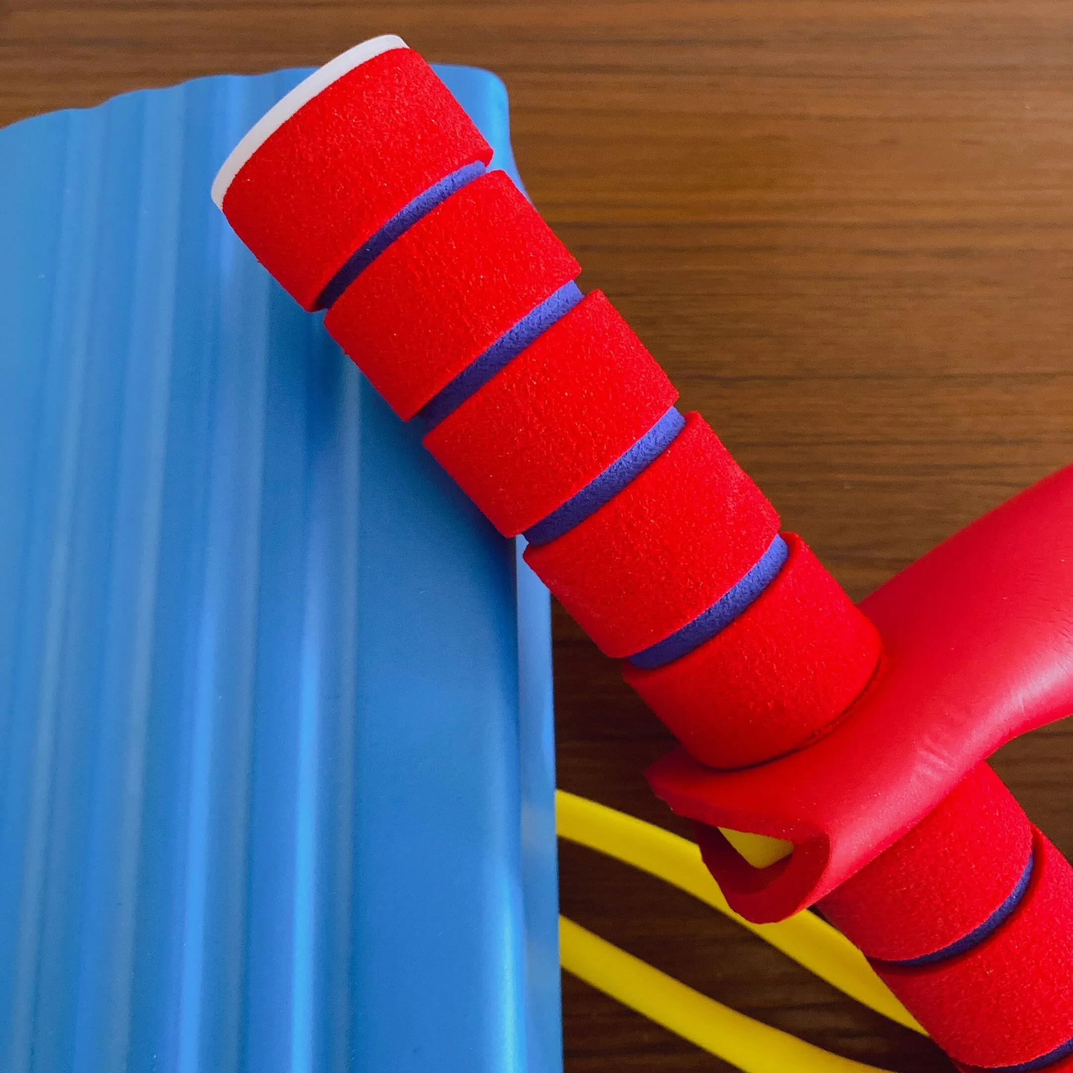 Children Growing Bounce Sense Training Stick Jumper Tall Foam Frog Toys Jumping Stilts Shoes Sport Outdoor Toys for Kids Gifts