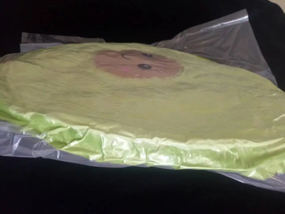 Cute Avocado Throw Pillow Plush doll Toy Decorative Fruit Cushion decor sofa home party Birthday gift funny stuffed fruit doll