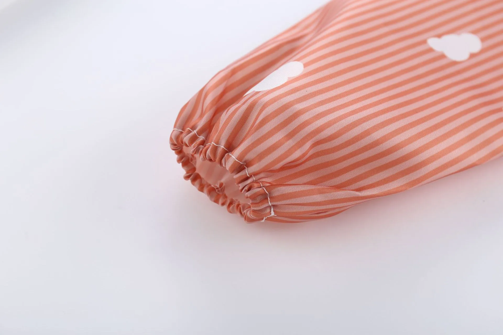 Long Sleeves Baby Bib Waterproof Feeding Bib Infant Toddler Art Smock Apron Boys Girls Burp Cloth Kids Banana Bibs for 1-3Year