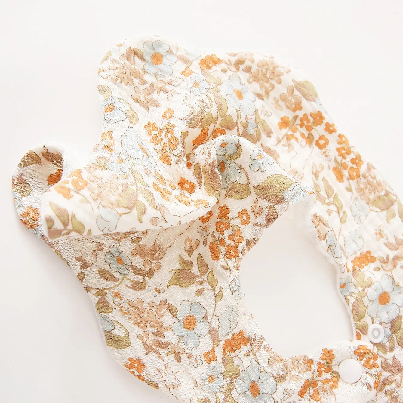 0-18 Months Baby Feeding Cute Rabbit Ear Baby Bib Baby Burp Cloths for Girls Boys Teething Bebe Bib Newborn Bibs Fits Babies