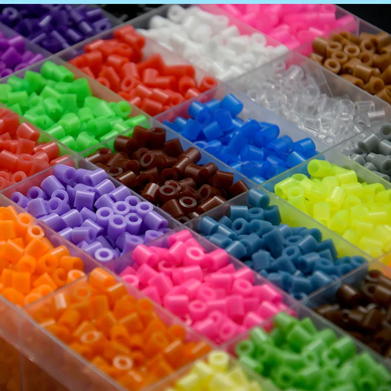 Fuse Beads Kit, 600pcs 5mm Iron Beads Set for Kids, DIY Art Craft Toys Iron Beads, Christmas Birthday Gift for Boys and Girls