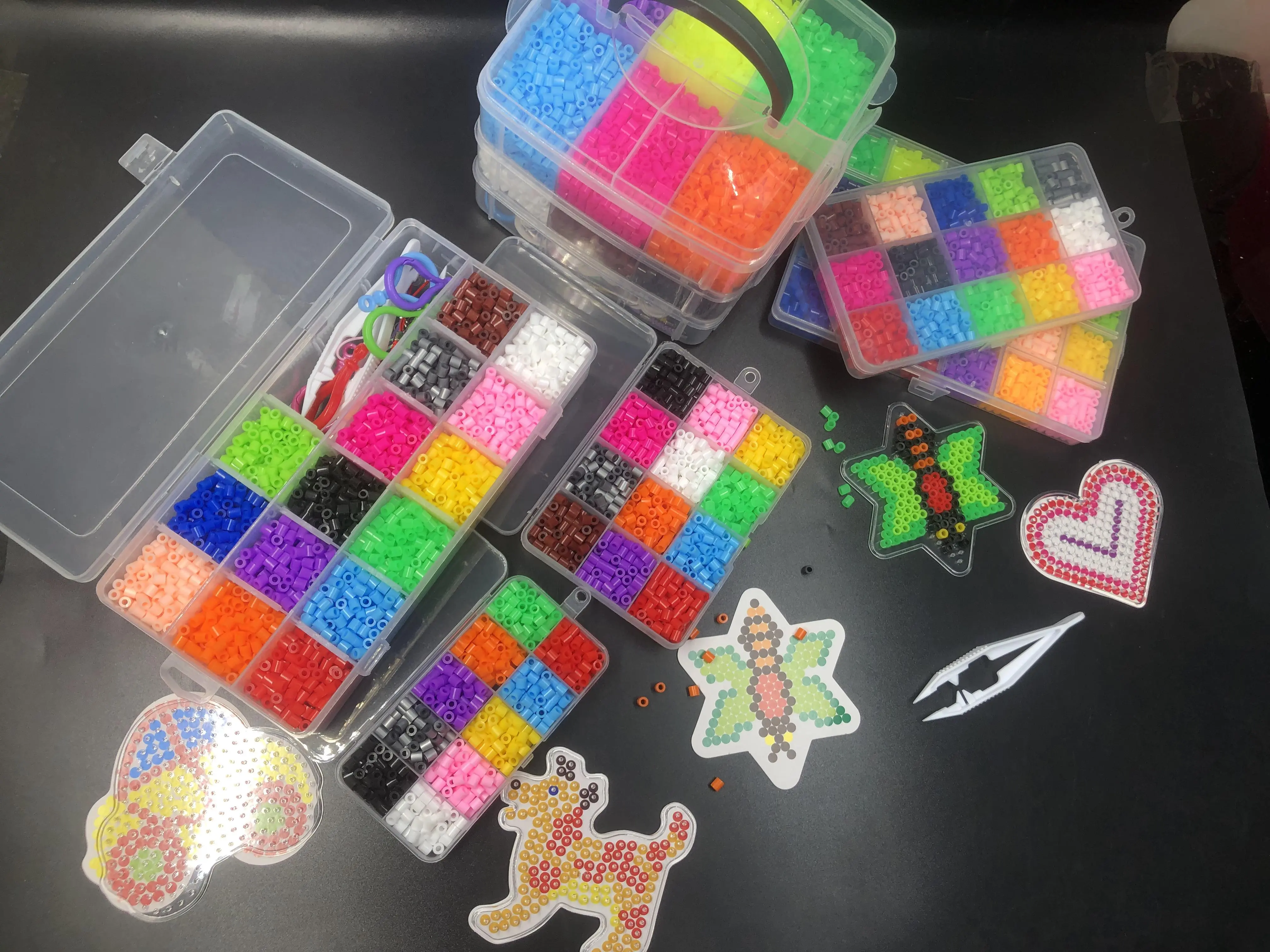 Fuse Beads Kit, 600pcs 5mm Iron Beads Set for Kids, DIY Art Craft Toys Iron Beads, Christmas Birthday Gift for Boys and Girls