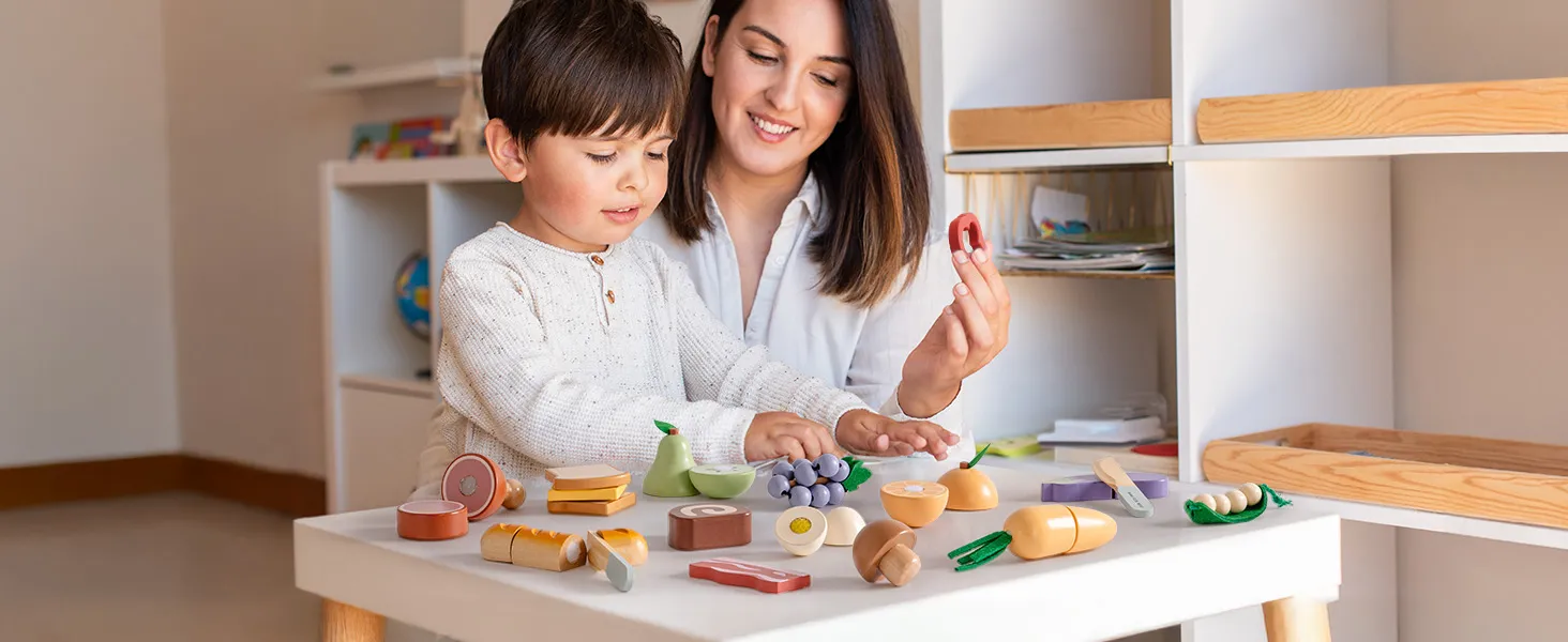 ROBUD Wooden Pretend Play Food Set Cutting Toy Food Play Kitchen Accessories Toy Food with Storage Bag Toys Gifts for Girls Boys