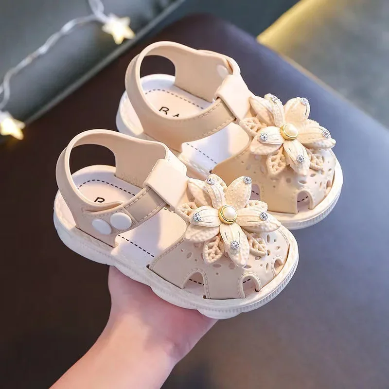 Girls' Summer Sandals: Cute Bow Beach Footwear