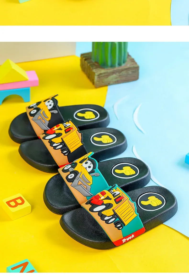 New2024 summer children slippers Kids shoes Cartoon slippers Soft soled anti-skid sandals kids shoes zapatos niña chausson