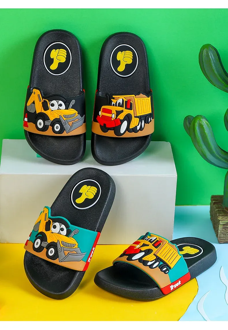 New2024 summer children slippers Kids shoes Cartoon slippers Soft soled anti-skid sandals kids shoes zapatos niña chausson