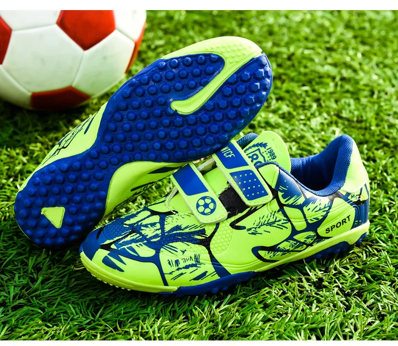 Kids Soccer Shoes Boys Outdoor Sport Shoes TF/FG Cleats Training Anti Slip and Wear-resistant Girls Football Shoes Boots