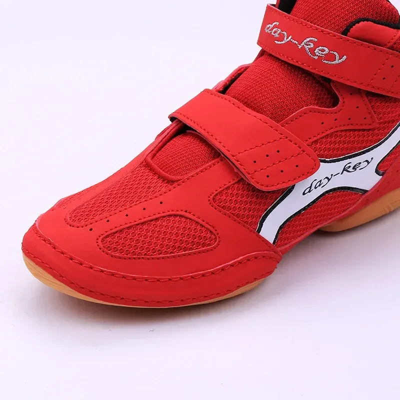 Wrestling Shoe Fighting Boxing Shoes Rubber Outsole Breathable For Men WOmen Child