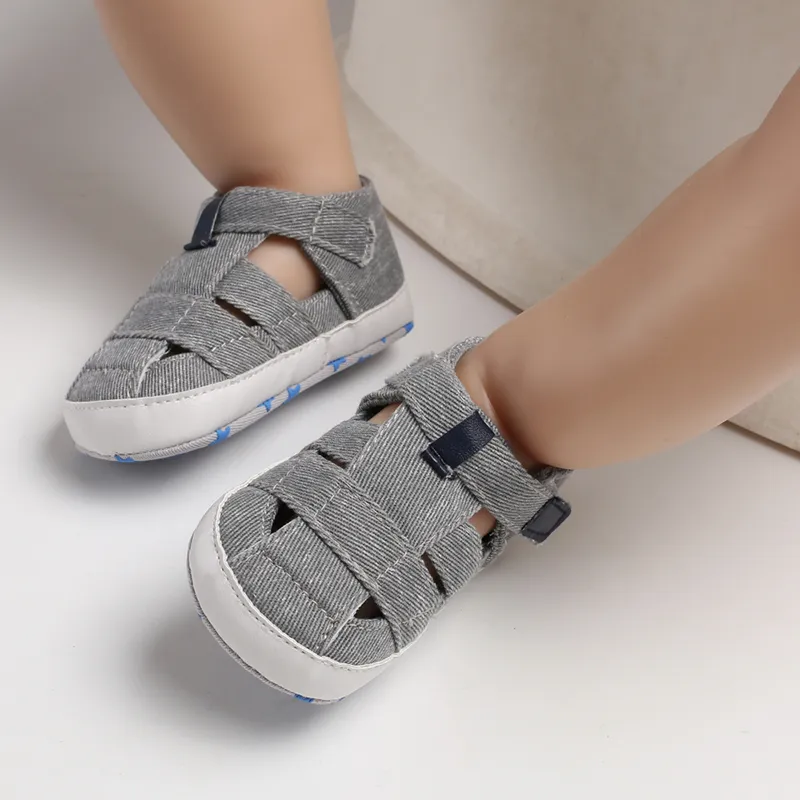 Newborn Boys And Girls Baby Shoes Fashion Canvas Soft Soles First Walking Shoes Breathable Sandals Popular Summer Beach Shoes