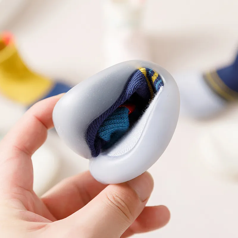 New children's indoor soft-sole striped socks shoes cute breathable stitching embroidered spring and autumn baby toddler shoes