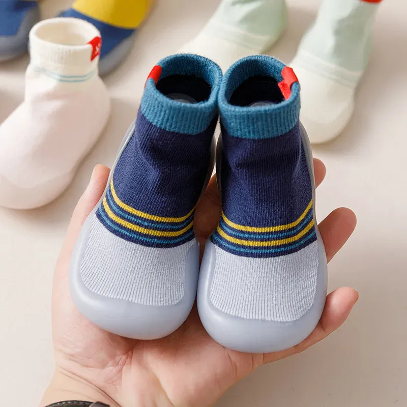 New children's indoor soft-sole striped socks shoes cute breathable stitching embroidered spring and autumn baby toddler shoes