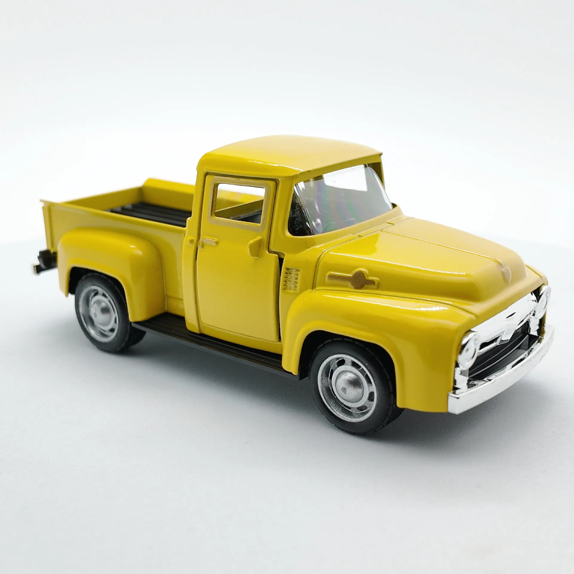 1:32 Classic Pickups Truck Simulation Car Model Alloy Pull Back Diecast Vehicle For Boys Children Christmas Decoration Toy