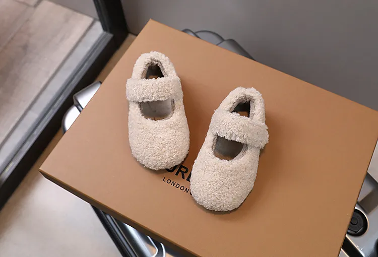 Kid Furry Shoe 2025Winter New Plush Gril Shoes Light Plush Cotton Shoes Trend Girl Casual Shoes Allmatch Kid Shoe Tenis De Mujer