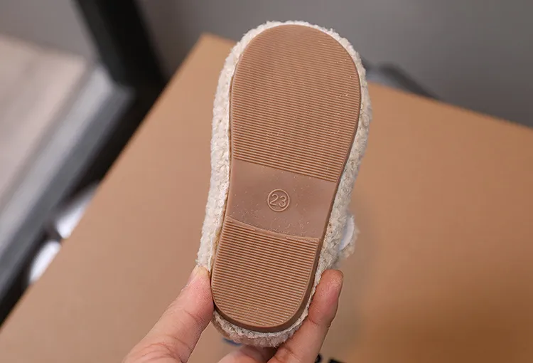 Kid Furry Shoe 2025Winter New Plush Gril Shoes Light Plush Cotton Shoes Trend Girl Casual Shoes Allmatch Kid Shoe Tenis De Mujer