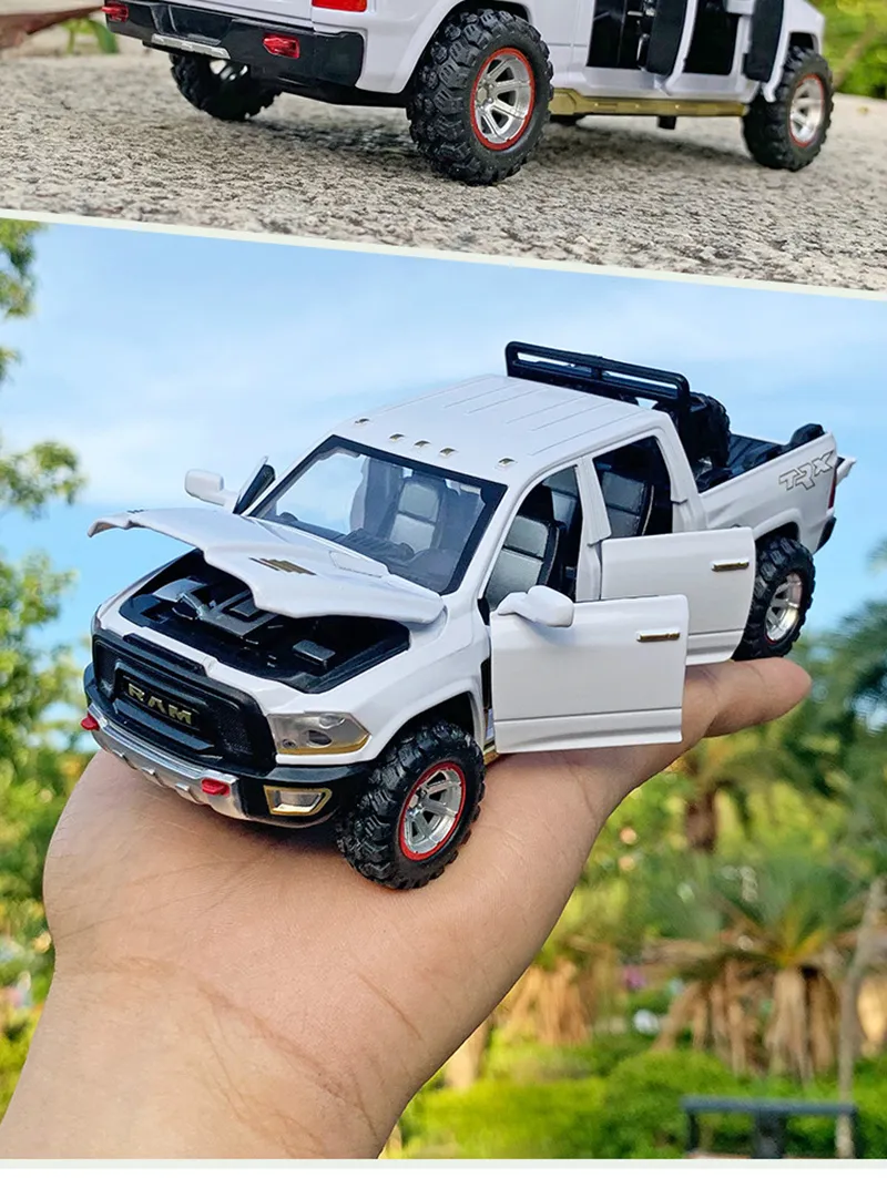 1:32 Dodge RAM TRX Pickup Alloy Car Model Diecasts Toy Off-road Vehicles Car Model Sound and Light Simulation Childrens Toy Gift