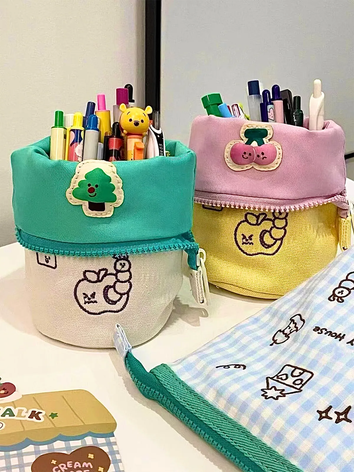 Kawaii Portable Pen Holder Students Large-Capacity Pencil Case Innovative Cute Stationery Storage Bag School Stationery Supplies