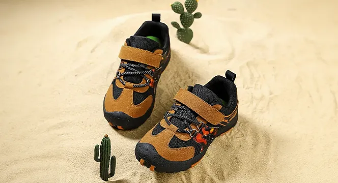 Kids' Hiking Sneakers – Low Cut, Wear Resistant Outdoor Shoes
